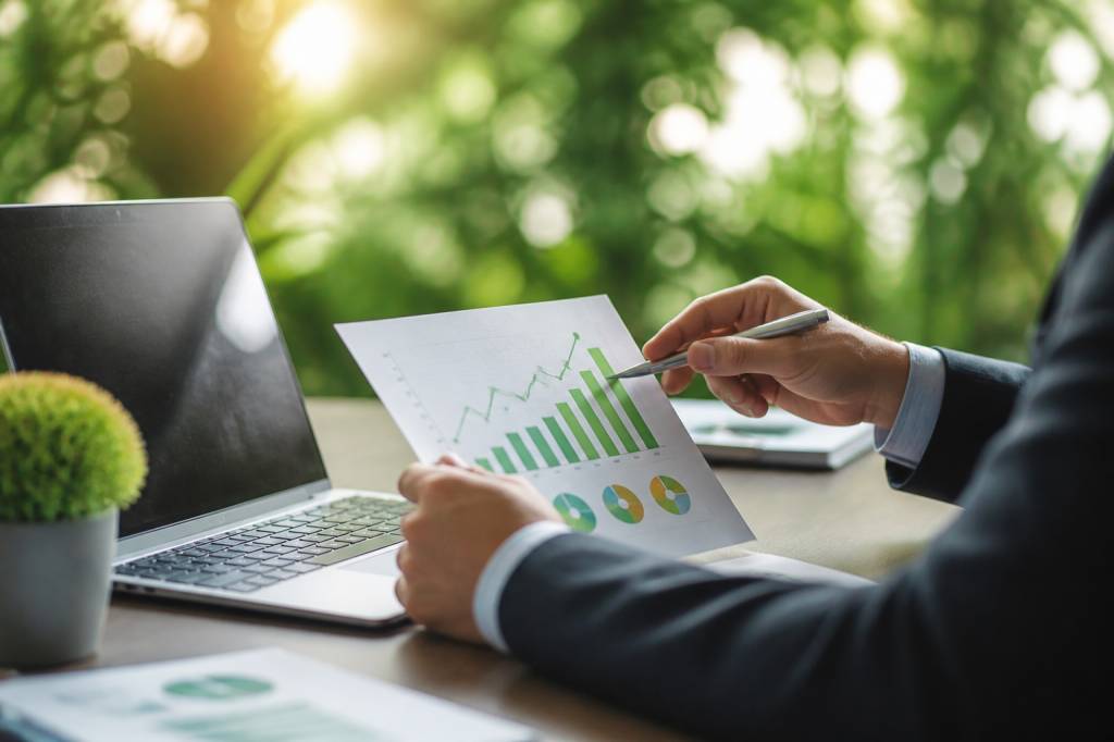 Opcvm nourricier : fonctionnement, avantages et risques pour investir de manière responsable